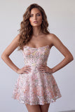 Vestido corto de bienvenida corto de bienvenida con bordado floral sin tirantes Línea A sin tirantes