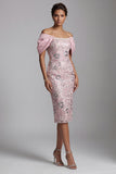 Vestido de madre de la novia con funda rosa claro sobre el hombro