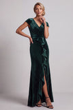 Vestido de manga sirena asimétrica asimétrica de mangas verde oscuro con volantes