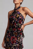 Vestido de madre de la novia, de cuello halter negro, terciopelo floral de funda larga y volantes laterales