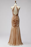 Vestido largo de sirena de sirena con cuello de terciopelo champán y largo de la novia con drapeado