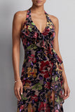 Vestido de madre de la novia de terciopelo floral negro con escote alto y bajo asimétrico en línea A con volantes laterales