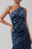 Vestido asimétrico de sirena de chiffon de terciopelo azul marino de un hombro