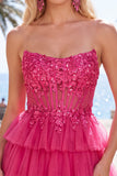 Vestido de bienvenida a casa sin tirantes de línea Fucsia A con apliques de encaje