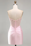 Corsé rosa transparente, vestido corto de satén fruncido y corto de bienvenida con cuentas