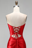 Vestido de graduación sin tirantes Sirena con cola de satén rojo y abertura