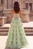 Vestido largo de graduación de galera verde claro con volantes en forma de A-Line 3D Corsé Vestido largo de graduación con pedrería
