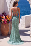 Perlas de perlas de lentejuelas verdes polvorientas con tirantes finos y tirantes largos de sirena con abertura