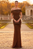 Vestido formal Maxi fruncido con funda de café sobre el hombro