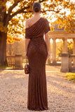 Vestido formal largo de un hombro fruncido con funda brillante