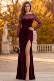 Vestido formal largo largo de veludo burdeos, cuello ilusión y cuello ilusorio, con abertura lateral