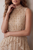 Vestido de cóctel midi sin mangas con volantes y cuello alto lentejuelas