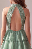 Vestido de cóctel corto verde de cuello alto con volantes y filetes A-line