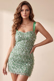 Vestido de cóctel corto con plumas verde Bodycon cuello cuadrado y lentejuelas