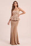 Sirena caqui sin tirantes de terciopelo vestido formal largo con apliques