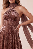 Corsé de chocolates Terciopelo A-Line Maxi Vestido formal con faja de gasa