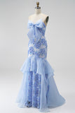 Vestido de graduación de organza sin tirantes de sirena azul sin tirantes florales con volantes