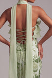 Vestido largo de graduación sin tirantes de sirena verde con volantes y lentejuelas