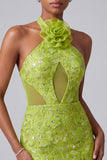 Vestido largo de graduación con bordados de sirena verde con cuello caber y lentejuelas