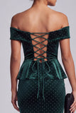 Vaina verde oscuro sobre el hombro, terciopelo alto y bajo, largo vestido de madre de la novia