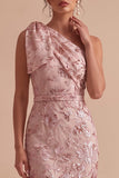 Vestido de invitado Maxi de invitado de boda con lazos de un solo hombro y funda rosa con lazo.