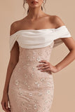 Vestido de boda maxi de invitado en blanco y rosa con bordado floral al descubierto