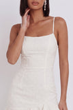 Vestido blanco blanco corto corto con escote cuadrado con volantes