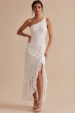 Vestido blanco blanco de funda de un solo hombro, encaje con volantes, pequeño vestido blanco con abertura