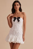 Vestido blanco blanco sin tirantes con dobladillo burbuja, vestido blanco corto con lazo