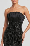 Vestido de noche de sirène negro sin tirantes plisados de lentejuelas de satén