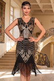 Vestido de flapper de los años 20 con escote en V y cuello en V negro