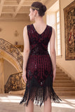 Vestido de flapper de los años 20 con escote en V y cuello en V negro