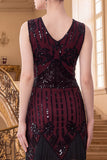 Vestido de flapper de los años 20 con escote en V y cuello en V negro