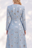 Vestido de trabajo midi azul de escote redondo y manga larga