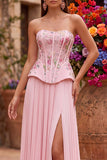 Corsé rosa de lentejuelas florales con lentejuelas, plisado y tirantes y abertura lateral