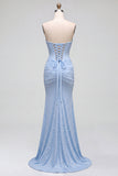 Corsé de sirena de satén azul, perlas, vestido largo de graduación sin tirantes y rizado con abertura lateral