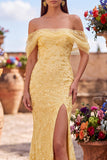 Vestido de baile de fin de curso de sirena amarillo con lentejuelas descubiertos y abertura