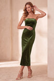 Vestido de fiesta de Navidad midi burdeos de terciopelo sin tirantes