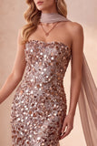 Vestido formal largo sin tirantes de sirena con lentejuelas caqui y fajilla de gasa drapeada