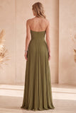 Vestido formal largo plisado y tirantes Línea Oliva con pedrería