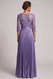 Vestido largo de madre de la novia con cuello de bateau en línea A morado y bordado largo de la novia