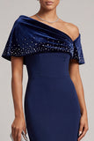 Vestido formal largo de terciopelo de terciopelo azul oscuro asimétrico con pedrería