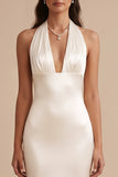 Vestido de novia largo blanco de satén corte sirena con bordado