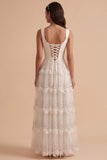 Vestido de novia largo blanco de corte en A con escote drapeado y apliques de lentejuelas