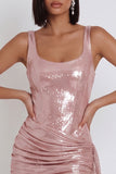 Vestido corto de fiesta rosa metálico ajustado con corsé y diseño fruncido y drapeado