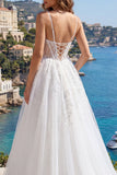 Corsé blanco de tirantes finos Una línea de vestido de novia de tul aplicado