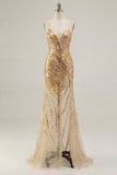 Vestido de baile de sirena dorado con tirantes finos y abertura