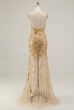 Vestido de baile de sirena dorado con tirantes finos y abertura