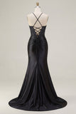 Vestido largo de graduación con corsé de sirena con cuentas negras y abertura