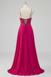Vestido largo de graduación de Rose A Line con tirantes finos y tirantes finos